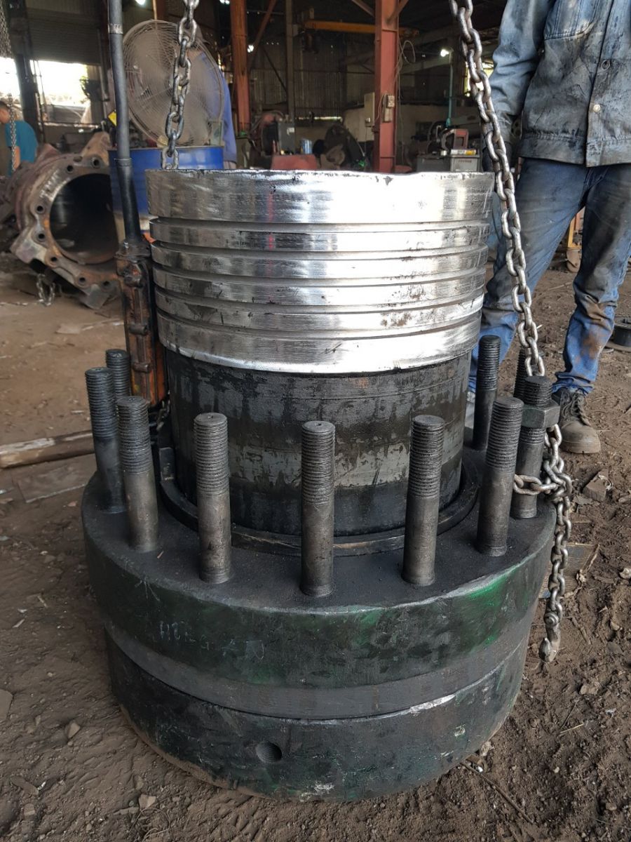 Hàn đắp và phục hồi lại biên dạng đầu chùa và rãnh bạc secmetn đe KB60