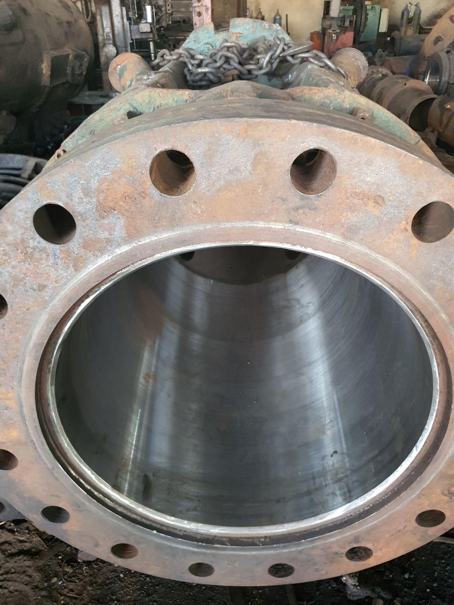 Phục hồi nòng xi lanh búa MB70